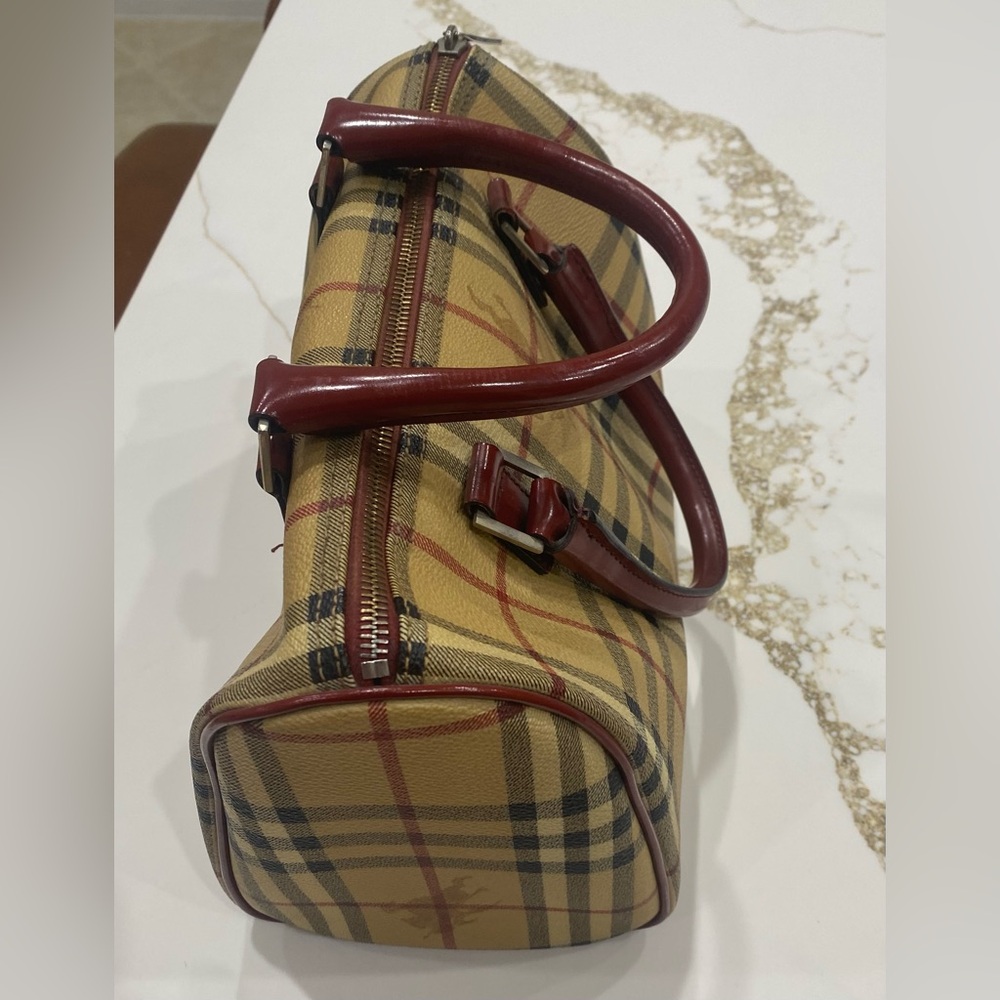 Burberry Tan and Red satchel with Classic Check Pattern - Picture 2 of 7